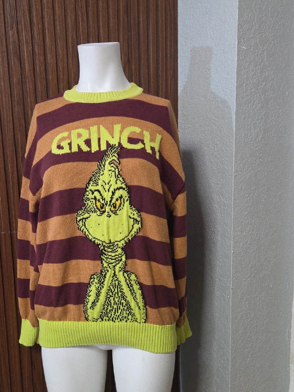 Official Knit Graphic Sweater Neon Green Stripe Pullover Small Sz [1301]